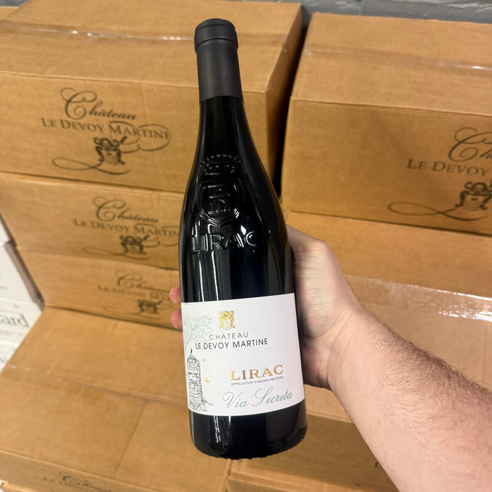 A Rich, Dark and Opulent Vin Chicago Exclusive!